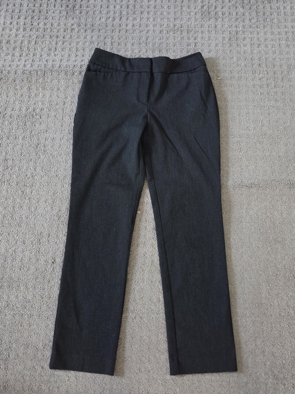 Ann Taylor Factory Straight-Leg Dress Pants in Charcoal Gray